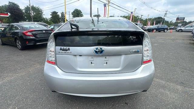 2013 Toyota Prius - $8,777