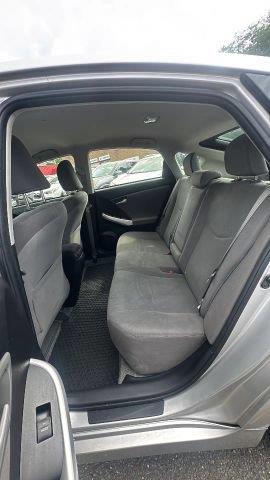 2013 Toyota Prius - $8,777