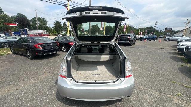 2013 Toyota Prius - $8,777