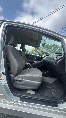2013 Toyota Prius - $8,777