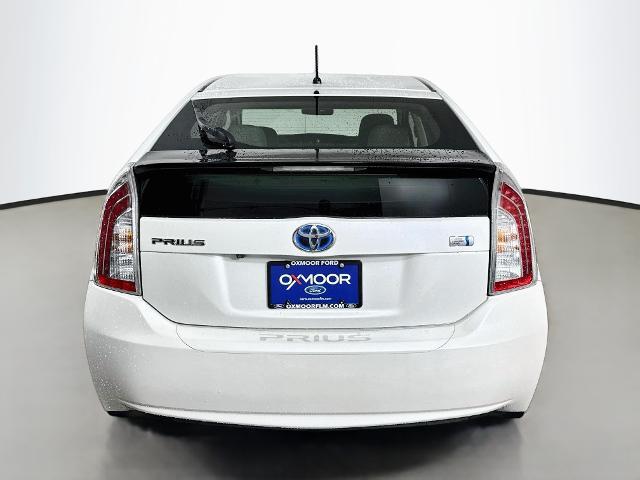 2015 Toyota Prius - $13,994