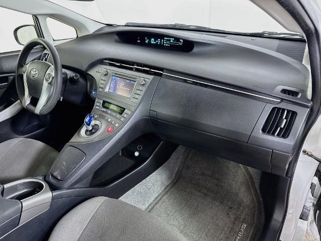 2015 Toyota Prius - $13,994