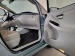 2015 Prius Thumbnail 11