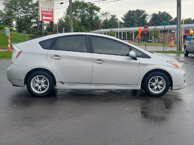 2010 Toyota Prius - $9,498