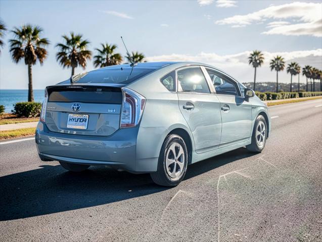 2012 Toyota Prius - $13,083