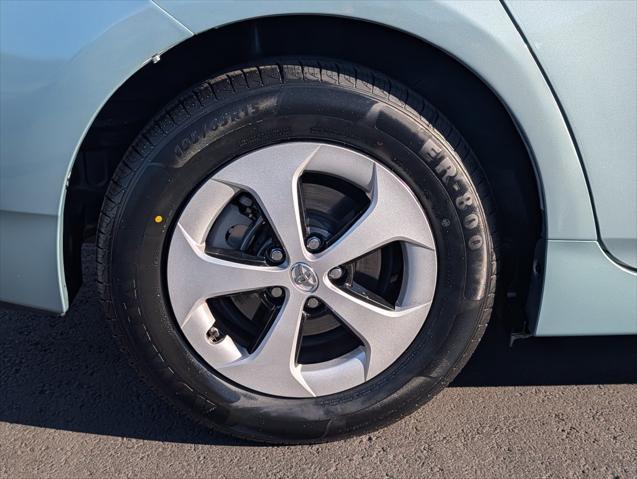 2012 Toyota Prius - $13,083