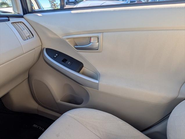2012 Toyota Prius - $13,083