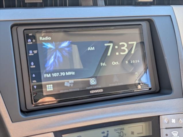2012 Toyota Prius - $13,083