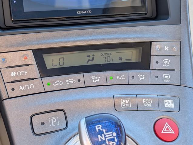 2012 Toyota Prius - $13,083