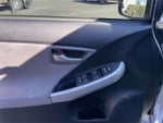 2014 Prius Thumbnail 11
