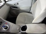 2013 Prius Thumbnail 16