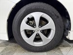 2013 Prius Thumbnail 18