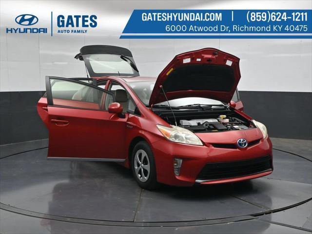 2013 Toyota Prius - $9,688