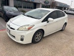 2011 Prius Thumbnail 3