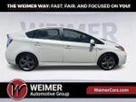 2015 Prius Thumbnail 4