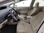 2015 Prius Thumbnail 11