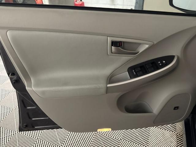 2015 Toyota Prius - $14,500