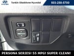 2015 Prius Thumbnail 11