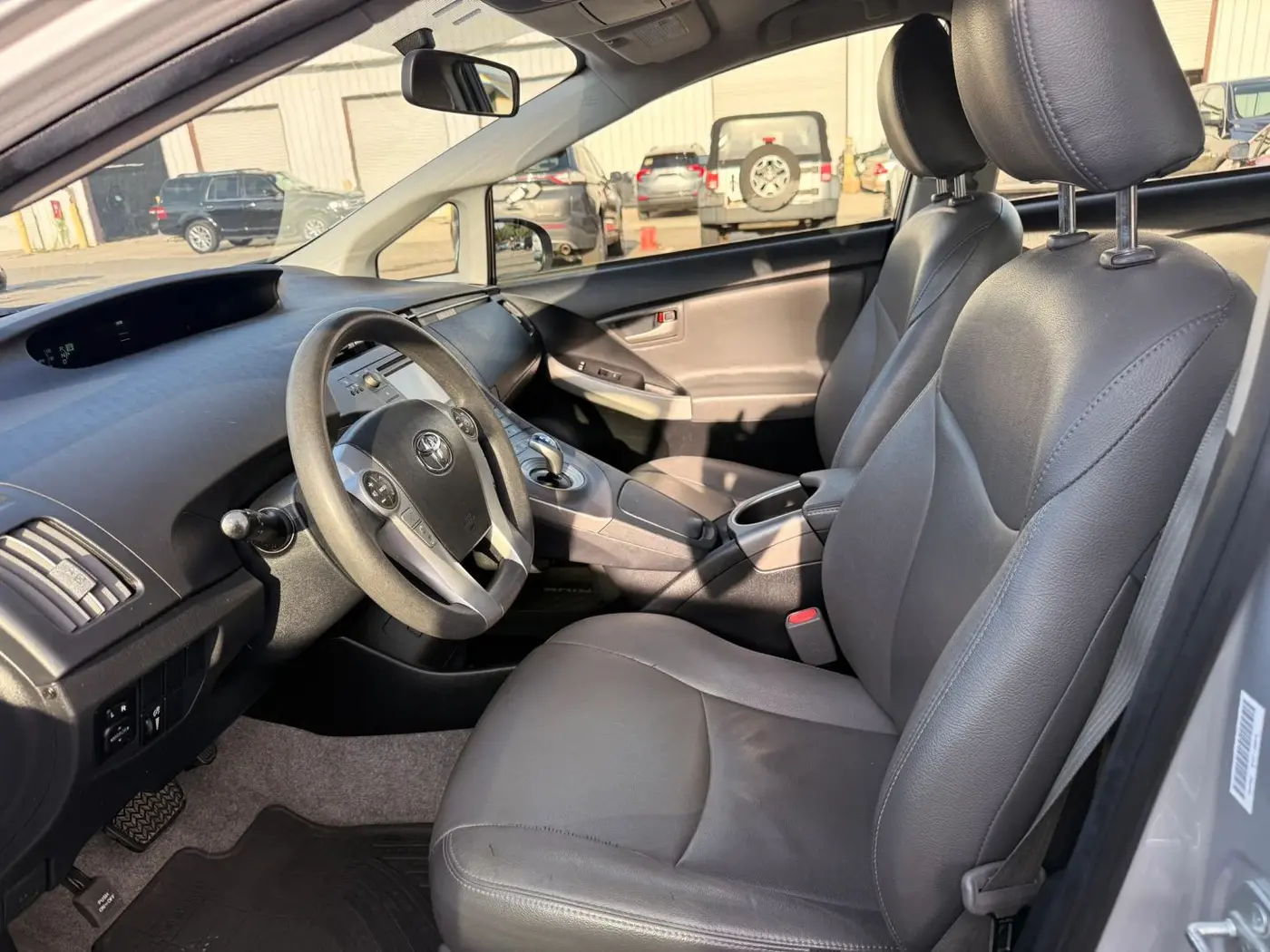 2014 Toyota Prius - $9,950