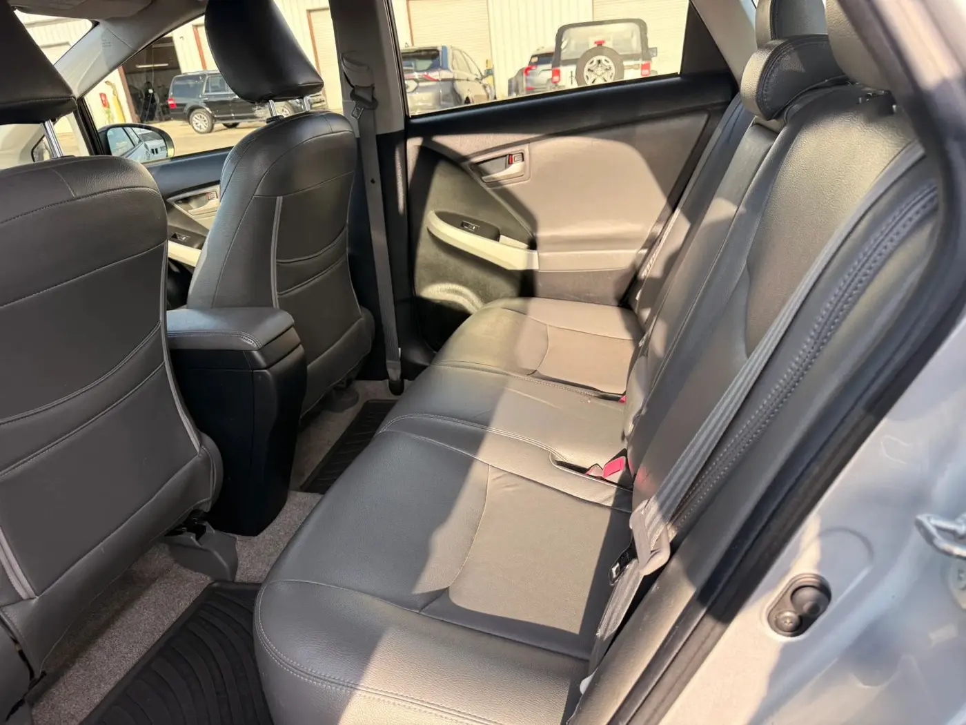 2014 Toyota Prius - $9,950