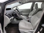 2015 Prius Thumbnail 11