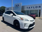 2015 Prius Thumbnail 1