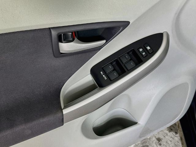 2010 Toyota Prius - $10,250