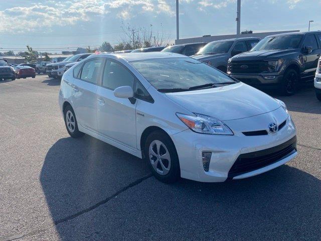 2013 Toyota Prius - $12,942