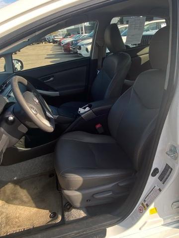 2013 Toyota Prius - $12,942