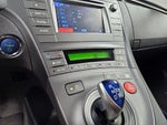 2015 Prius Thumbnail 16