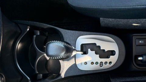 2012 Toyota Yaris 5-Door L