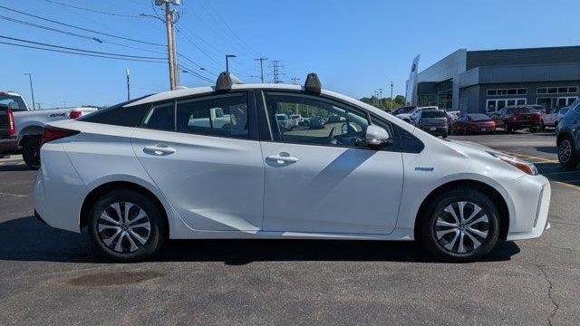 2020 Toyota Prius LE AWD-e