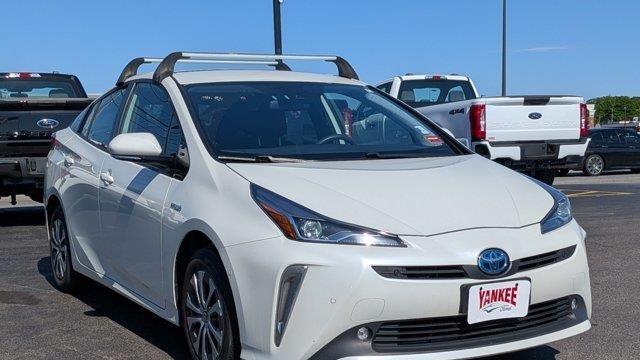 2020 Toyota Prius LE AWD-e