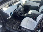 2020 Prius Thumbnail 17