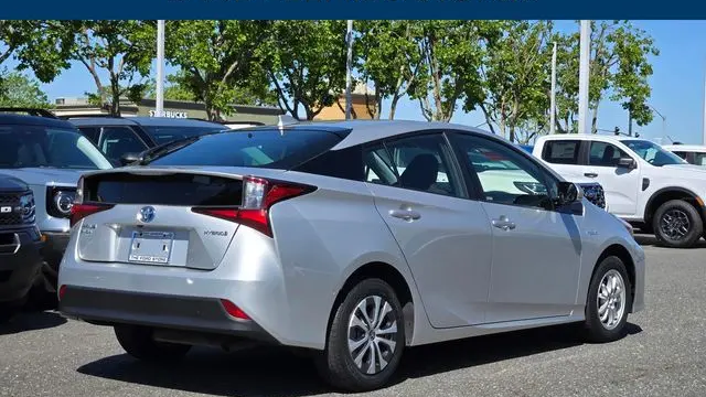 2020 Toyota Prius LE AWD-e