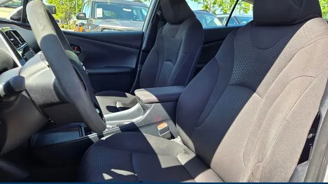 2020 Toyota Prius LE AWD-e