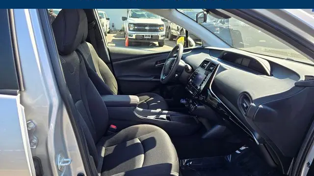 2020 Toyota Prius LE AWD-e