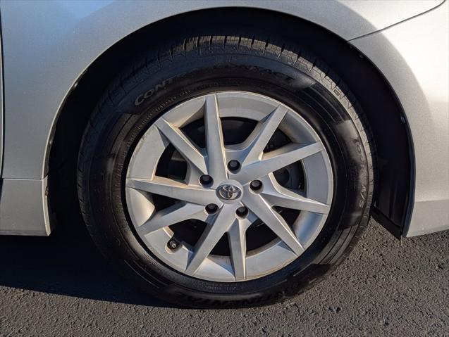 2012 Toyota Prius - $12,083