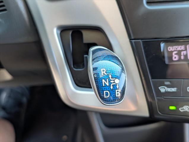 2012 Toyota Prius - $12,083