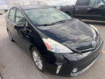 2012 Prius v Thumbnail 2