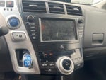 2012 Prius v Thumbnail 9