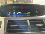 2012 Prius v Thumbnail 16