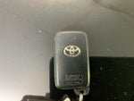 2012 Prius v Thumbnail 34
