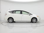 2014 Prius v Thumbnail 7