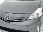 2014 Prius v Thumbnail 11