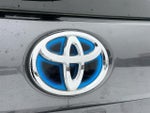 2014 Prius v Thumbnail 12
