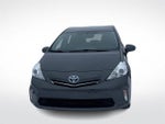 2014 Prius v Thumbnail 3