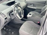 2014 Prius v Thumbnail 10