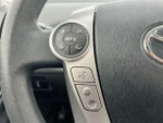 2014 Prius v Thumbnail 23