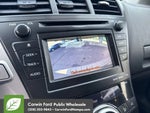 2012 Prius v Thumbnail 18